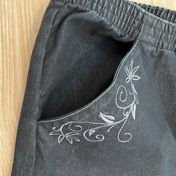 Tradition Country Stunning Embroidered Jeans Size 22W -Coastal Cowgirl Western - Picture 4 of 10